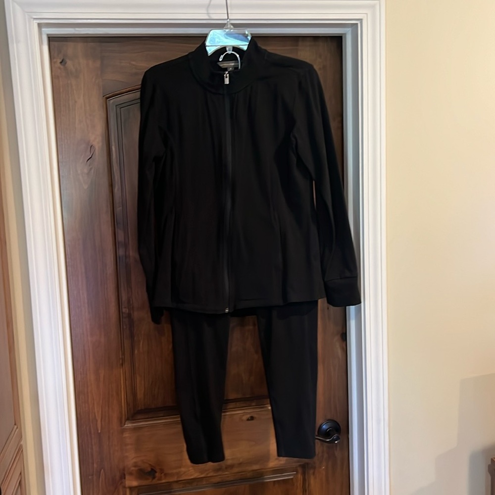 New without Tags Two Piece Stretch The Rules Yoga, Walking, Gym Pants & Jacket
